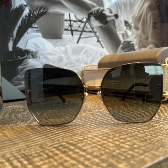 NEW Jimmy Choo Black Sunglasses Elegant Accessories - Picture 10 of 13